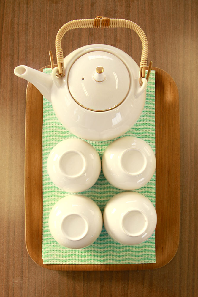 お気楽大茶会 美味しいお茶とお菓子で楽しいひと時を 岩本印刷 お茶と日常を旅するマガジン Teapot Mag